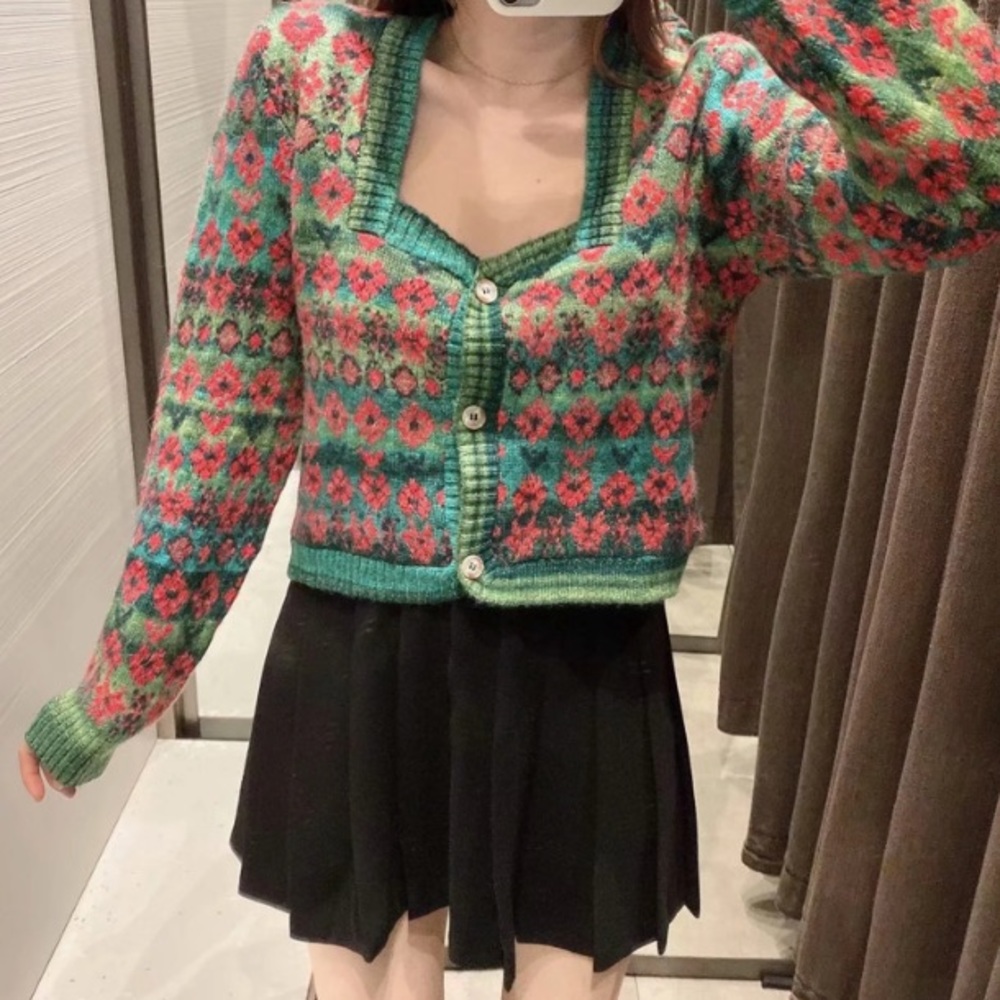 Cardigan - Picture 3 of 3